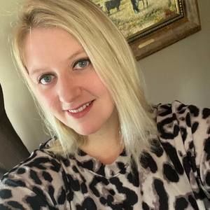 Meet your Posher, Carlie